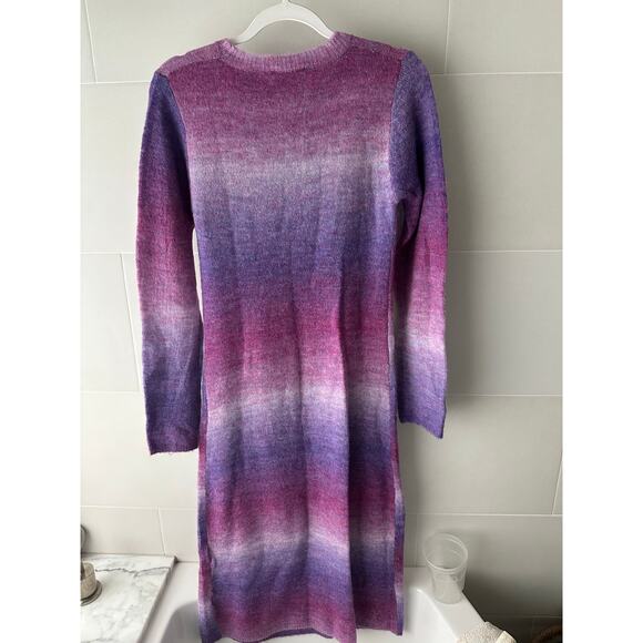 Inland ( Los Angeles & Montana) sweater dress - Picture 14 of 14